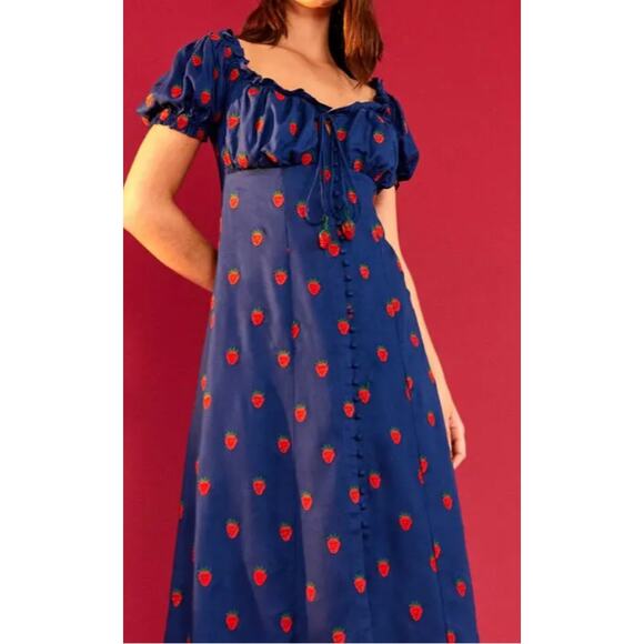 FARM Rio Dresses & Skirts - Farm Rio NEW Strawberry Cross Stitch Midi Dress - XL